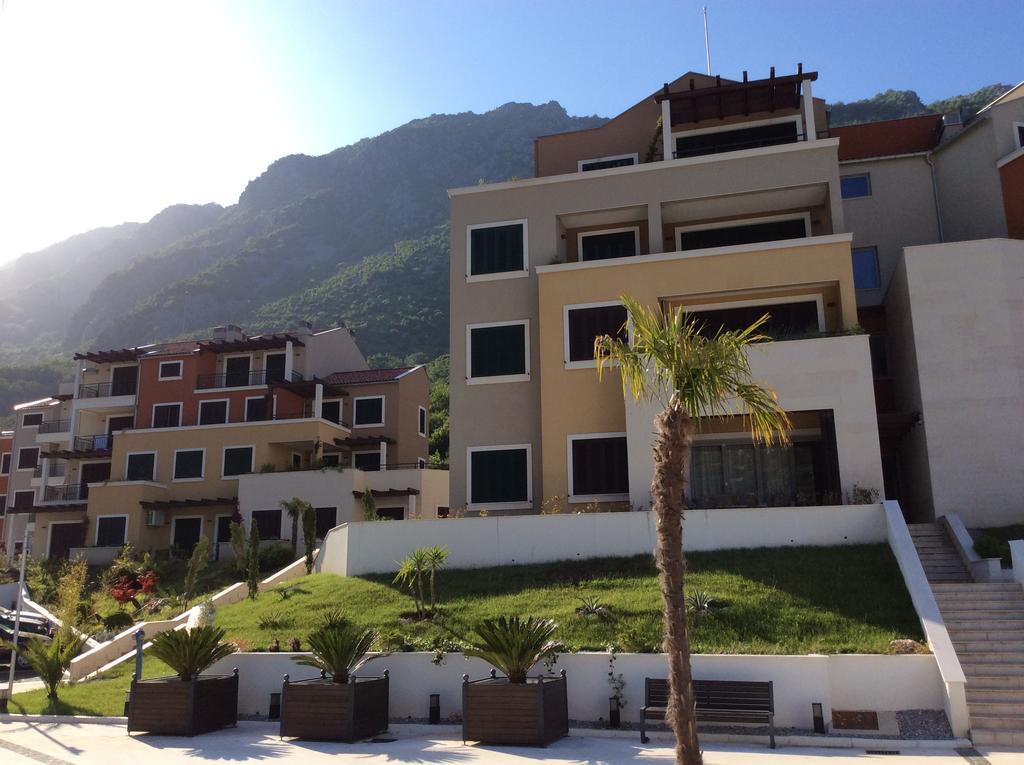 Lavender Bay Apartment Dee B02 Donji Morinj Exterior photo